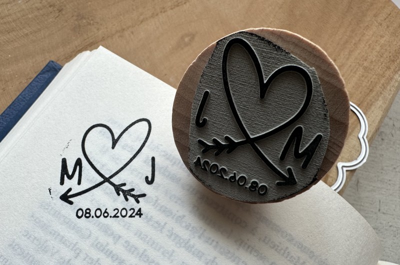 Tampon Mariage coeur et flèche