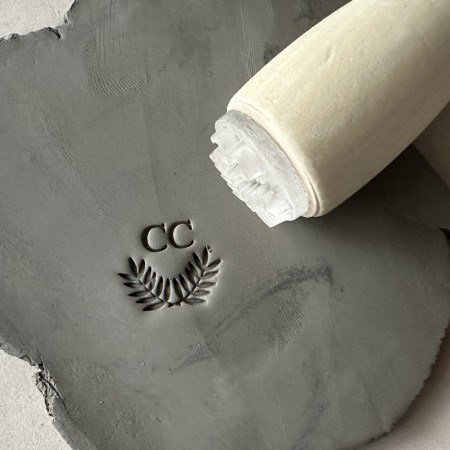 Tampon Personnalisé pour poterie - Initiales et branches