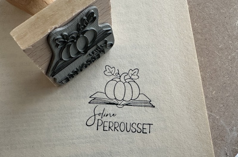 Tampon Livre Citrouille Prénom et Nom
