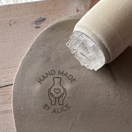 Tampon Signature pour poterie - Vase et mains