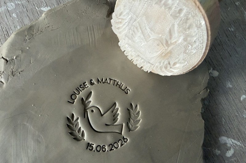 Tampon Céramique sur Mesure - Tampon poterie avec logo.