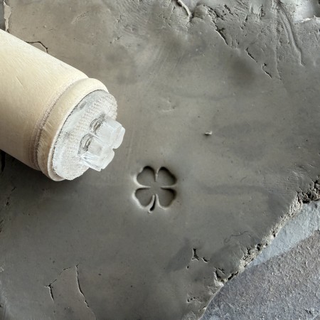 Tampon poterie - Trèfle