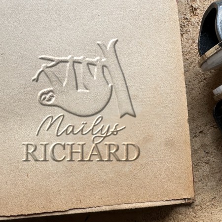 Pince à gaufrer personnalisée Paresseux