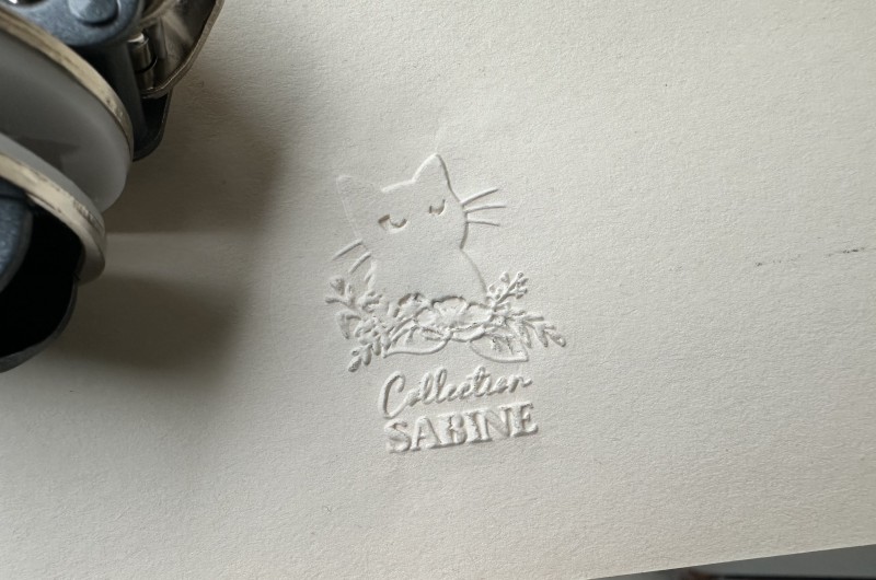 Pince &agrave; gaufrer personnalis&eacute;e Ex libris Chat Fleurs